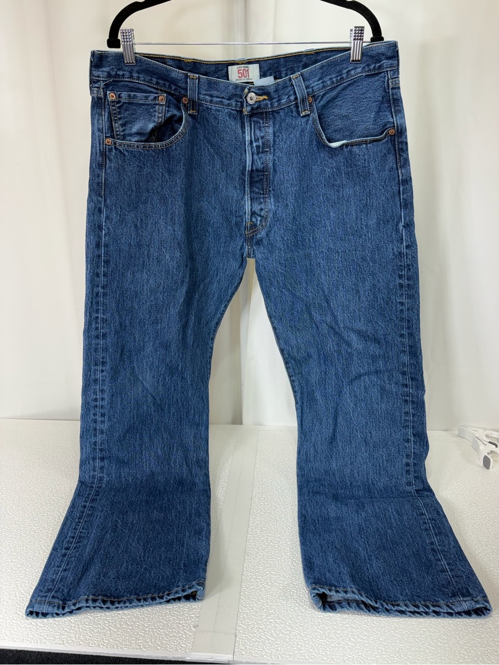 Levi's 501 Men's Bootcut Jeans in Classic Blue Denim 4034